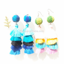 Moda Boho Chic para los pendientes de la borla de la pila en capas, pendientes de la borla con gradas